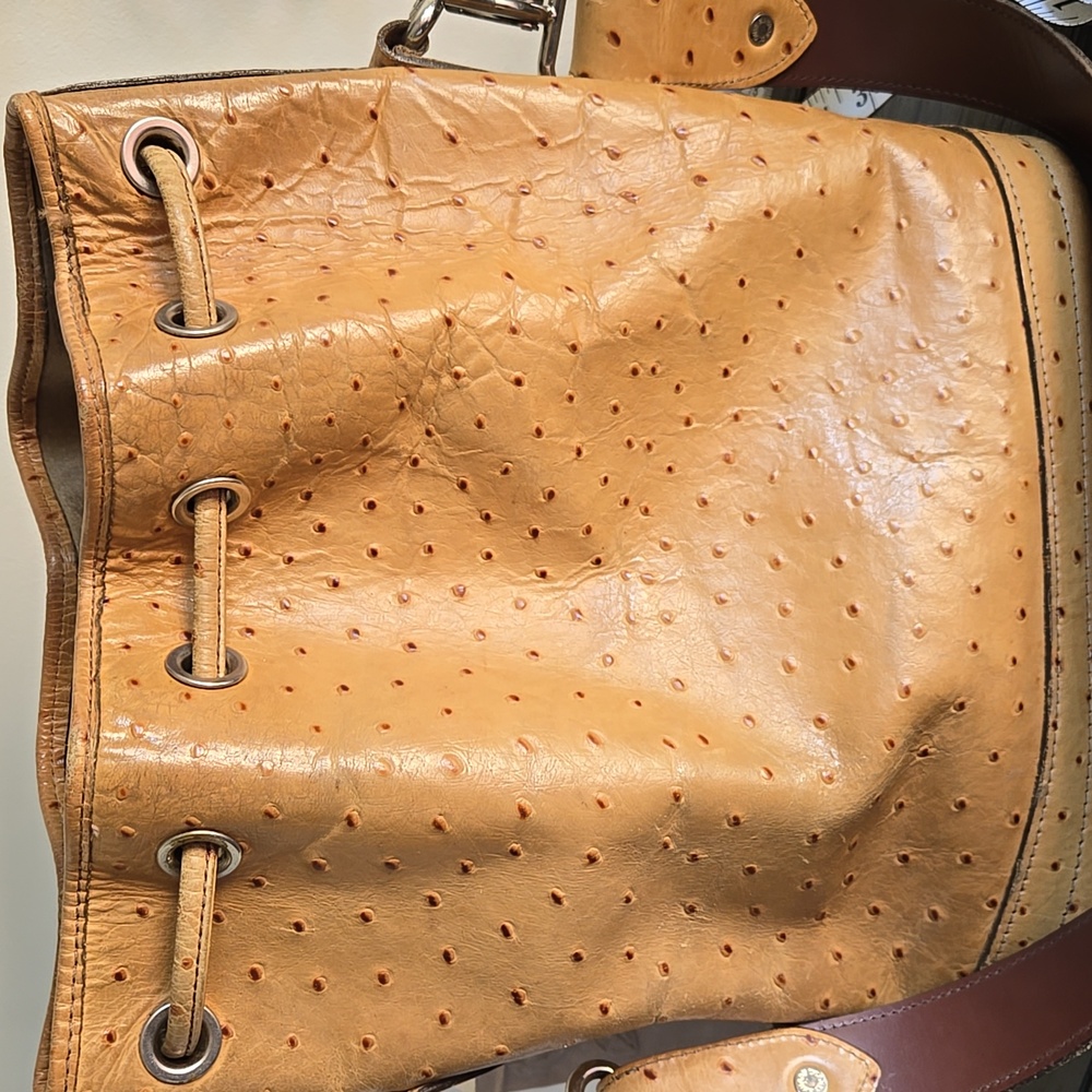 Vintage Dooney & Bourke Ostrich Leather Bucket Bag - Picture 8 of 8